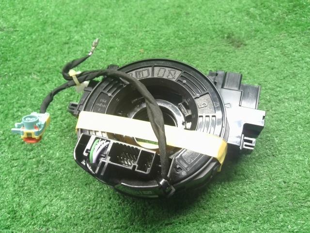 【中古】アクア 6AA-MXPK16 スパイラルケーブル 84308-52010 自社品番250682 089