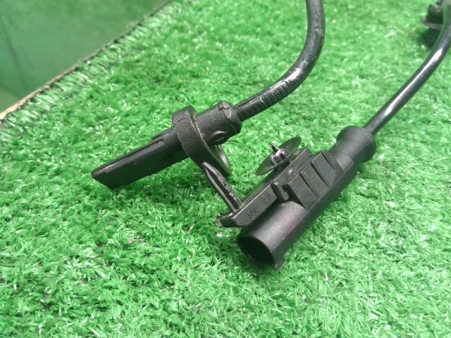 【中古】アイ DBA-HA1W 　右リア用　ＡＢＳセンサー  自社品番250684 D12