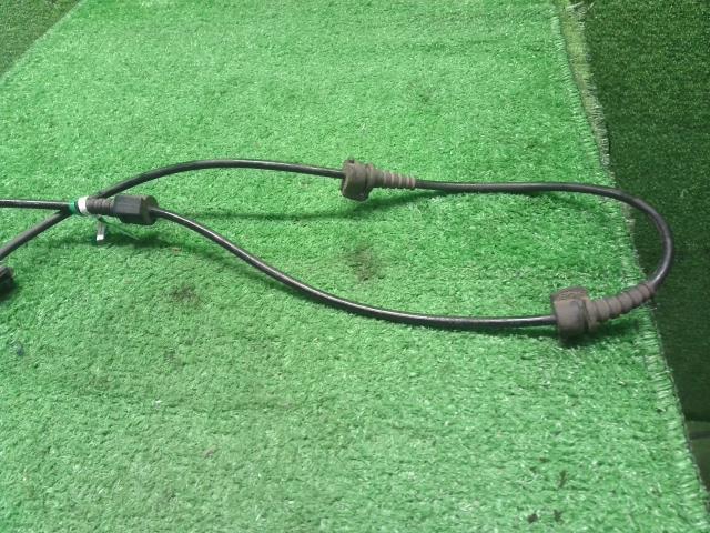 【中古】アイ DBA-HA1W 　右リア用　ＡＢＳセンサー  自社品番250684 D12