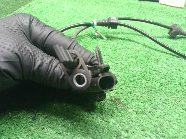 【中古】アイ DBA-HA1W 　右リア用　ＡＢＳセンサー  自社品番250684 D12