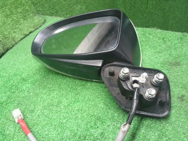 【中古】プリウス DAA-ZVW30 左　サイドミラー　ドアミラー　  自社品番250691 040