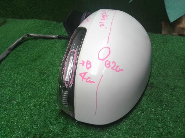 【中古】プリウス DAA-ZVW30 左　サイドミラー　ドアミラー　  自社品番250691 040