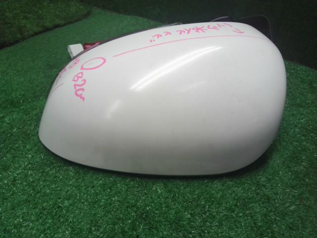 【中古】プリウス DAA-ZVW30 左　サイドミラー　ドアミラー　  自社品番250691 040