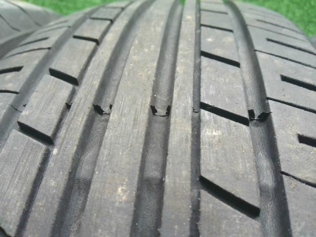 【中古】15インチ　サマー　夏タイヤ　22年製　195/65R15　ヨコハマ　ブルーアース　エコスES301　プリウス外し DAA-ZVW30  自社品番250691 040