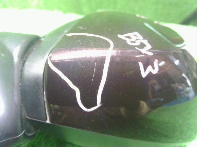 【中古】インプレッサ DBA-GJ7 右サイドミラー  自社品番250695 G3U