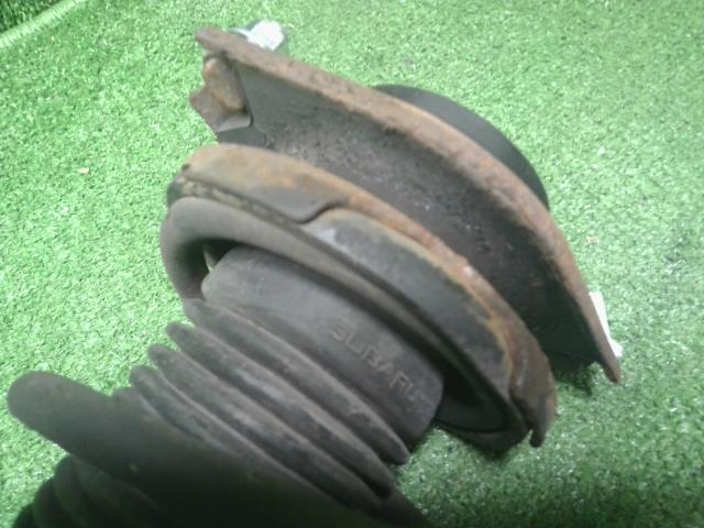 【中古】インプレッサ DBA-GJ7 左　リア　ストラット　ショック　サスペンション  自社品番250695 G3U