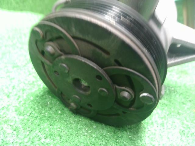 【中古】インプレッサ DBA-GJ7 　エアコン　コンプレッサー　Ａ／Ｃコンプレッサー  自社品番250695 G3U