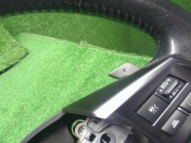 【中古】インプレッサ DBA-GJ7 ステアリングホイール ハンドル  自社品番250695 G3U