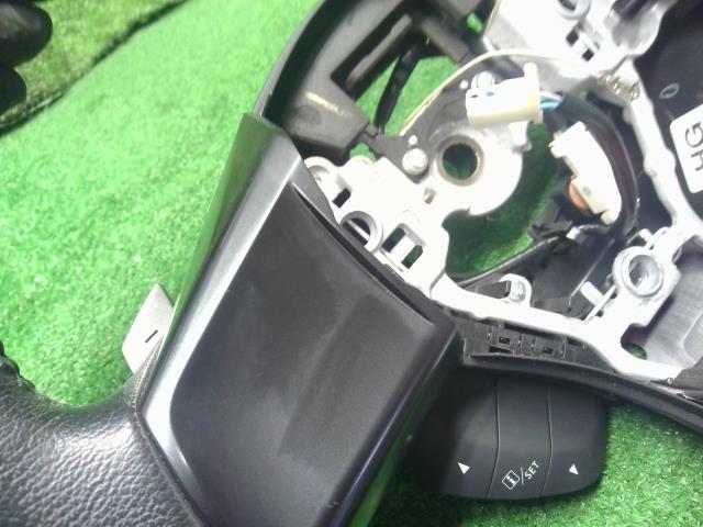 【中古】インプレッサ DBA-GJ7 ステアリングホイール ハンドル  自社品番250695 G3U