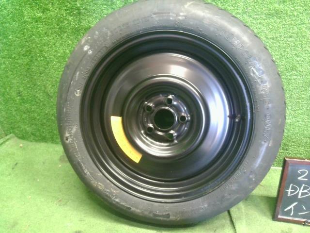 【中古】インプレッサ DBA-GJ7　スペアタイヤ 車載工具　T135/80D16　5穴　PCD100　  自社品番250695 G3U