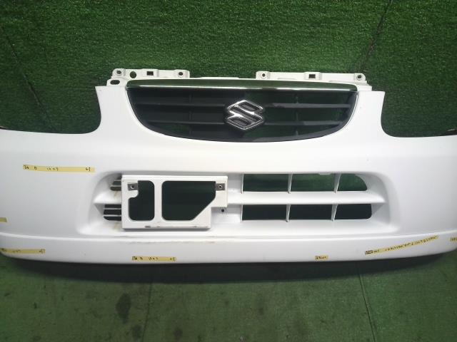 【中古】アルト LA-HA23S フロントバンパー  自社品番250696 26U