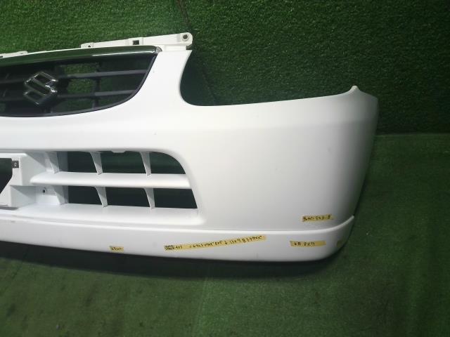 【中古】アルト LA-HA23S フロントバンパー  自社品番250696 26U