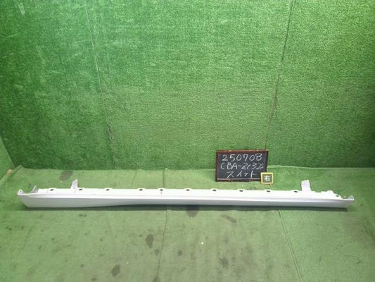 【中古】スイフト CBA-ZC32S 右サイドステップ  自社品番250708 ZMT