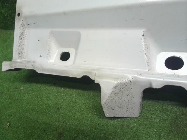 【中古】スイフト CBA-ZC32S 右サイドステップ  自社品番250708 ZMT