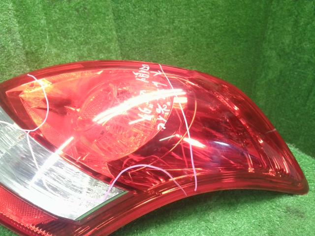 【中古】スイフト CBA-ZC32S 右テールランプ  自社品番250708 ZMT