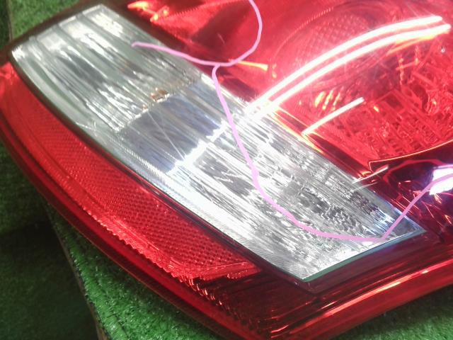【中古】スイフト CBA-ZC32S 右テールランプ  自社品番250708 ZMT