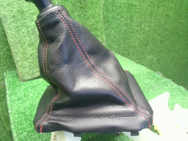 【中古】スイフト CBA-ZC32S シフトレバー  自社品番250708 ZMT