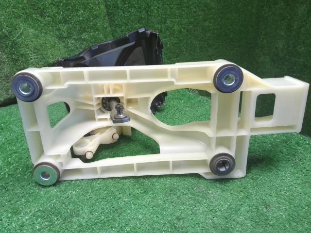 【中古】スイフト CBA-ZC32S シフトレバー  自社品番250708 ZMT