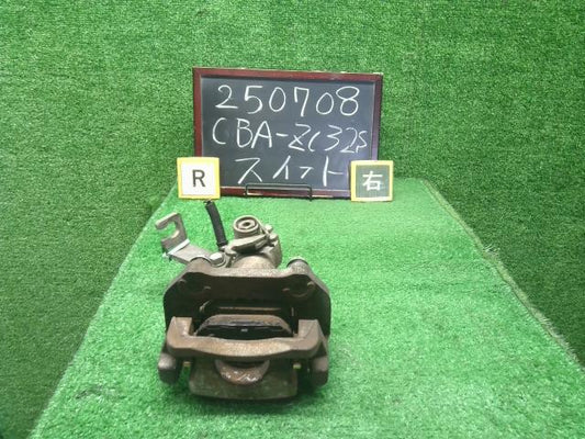【中古】スイフト CBA-ZC32S 右　リア　ブレーキ　キャリパー  自社品番250708 ZMT
