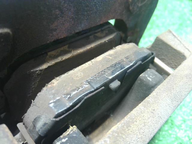 【中古】スイフト CBA-ZC32S 左　リア　ブレーキ　キャリパー  自社品番250708 ZMT