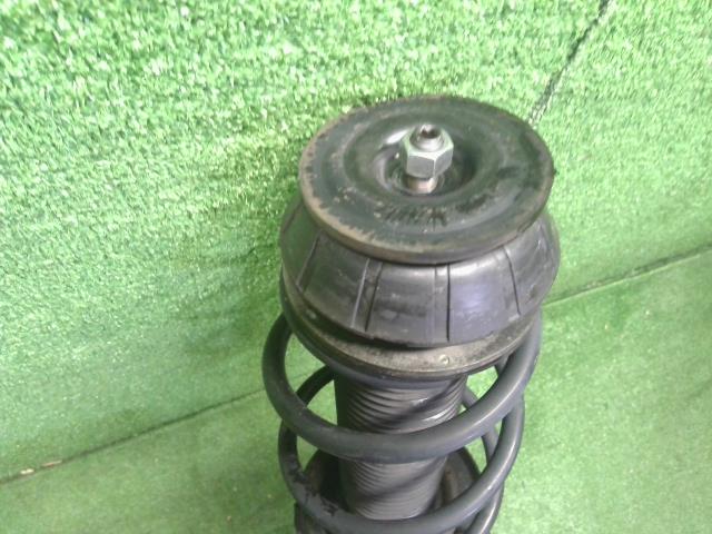 【中古】スイフト CBA-ZC32S 右　フロント　ストラット　サスペンション  自社品番250708 ZMT