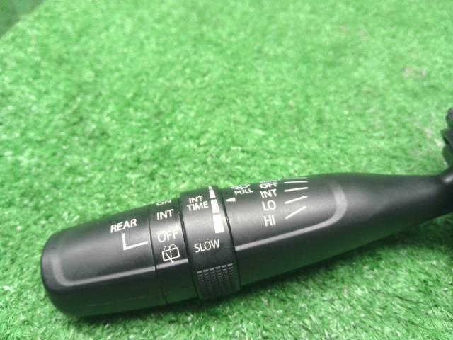 【中古】スイフト CBA-ZC32S ディマースイッチ  ワイパー　スイッチ　レバー　自社品番250708 ZMT