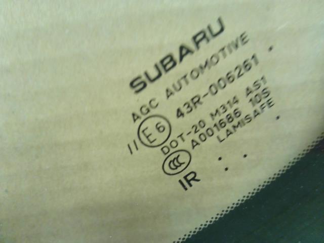 【中古】フォレスター 5AA-SKE フロント　ウイン　ドガラス  自社品番250709 M4Y
