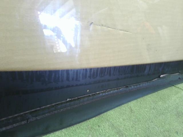 【中古】フォレスター 5AA-SKE フロント　ウイン　ドガラス  自社品番250709 M4Y