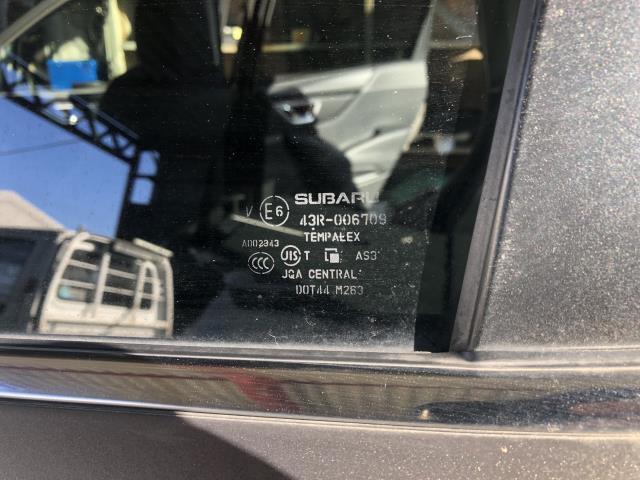 【中古】フォレスター 5AA-SKE 左　リア　ドア  自社品番250709 M4Y