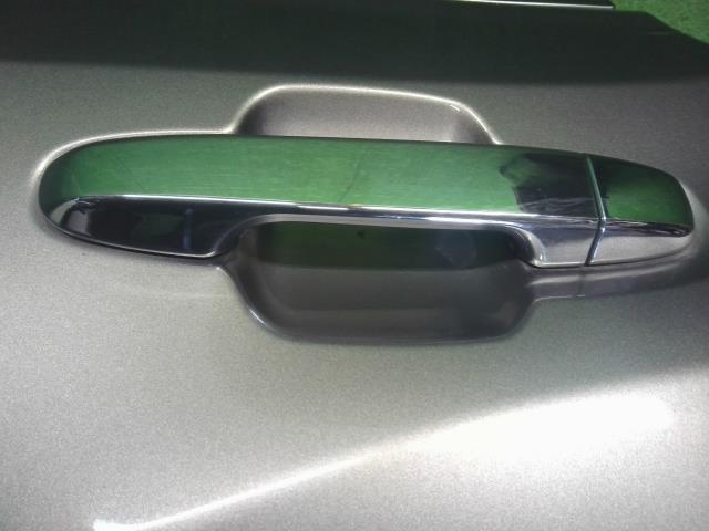 【中古】フォレスター 5AA-SKE 左　リア　ドア  自社品番250709 M4Y