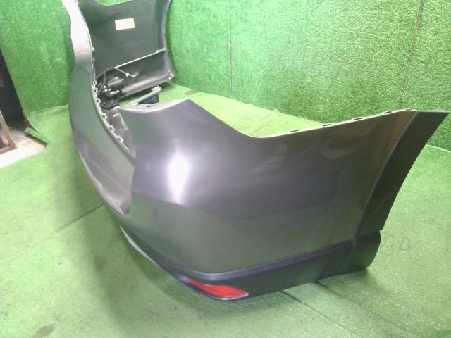 【中古】フォレスター 5AA-SKE リアバンパー  自社品番250709 M4Y
