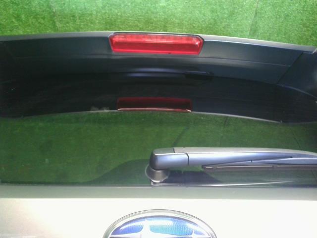 【中古】フォレスター 5AA-SKE　 バックドア　テールゲート　ハッチ  自社品番250709 M4Y