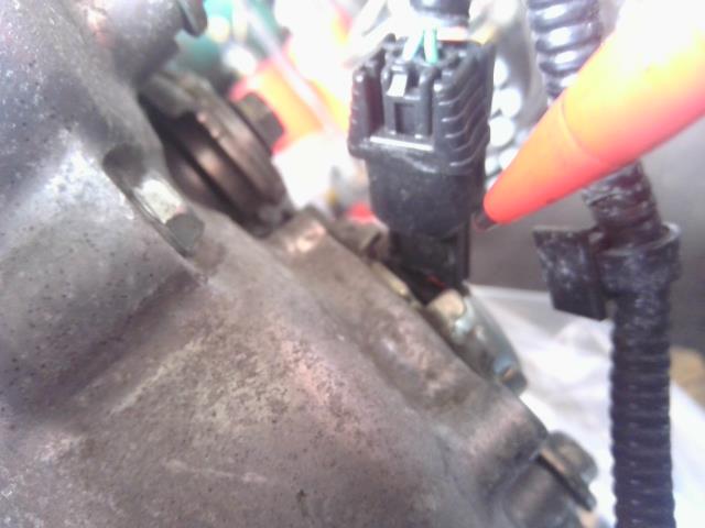 【中古】フォレスター 5AA-SKE 　エンジン  自社品番250709 M4Y