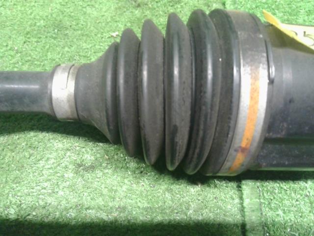 【中古】フォレスター 5AA-SKE 左　フロント　ドライブシャフト  自社品番250709 M4Y