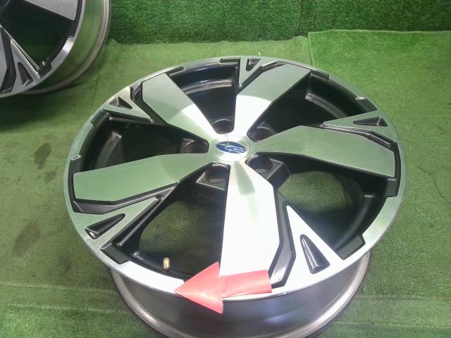【中古】フォレスター 5AA-SKE 純正　18インチ　ホイール　7J　5H　4本セット　PCD114.3  自社品番250709 M4Y