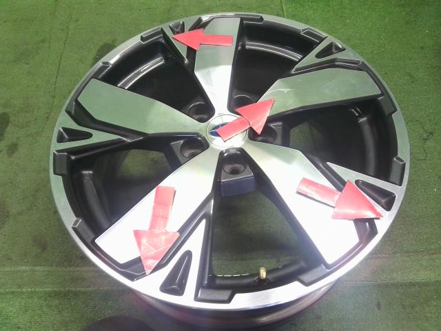 【中古】フォレスター 5AA-SKE 純正　18インチ　ホイール　7J　5H　4本セット　PCD114.3  自社品番250709 M4Y