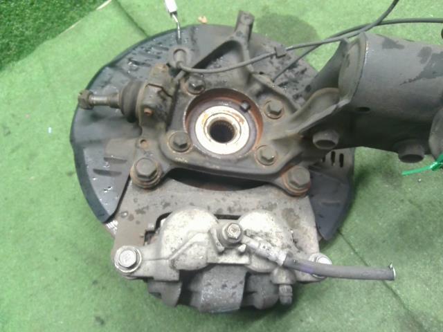 【中古】フォレスター 5AA-SKE 右　フロント　ストラット　サスペンション  自社品番250709 M4Y