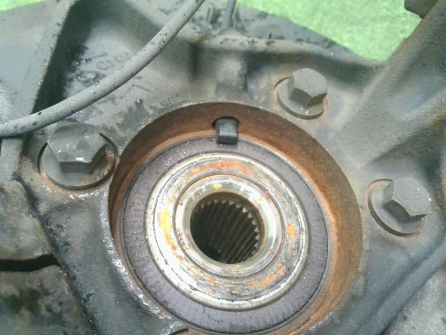 【中古】フォレスター 5AA-SKE 右　フロント　ストラット　サスペンション  自社品番250709 M4Y