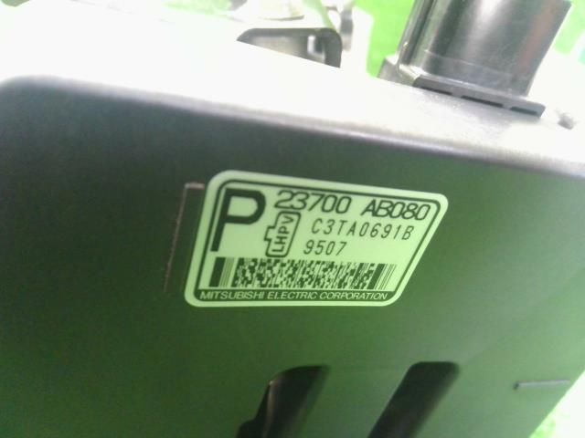 【中古】フォレスター 5AA-SKE オルタネーター  自社品番250709 M4Y