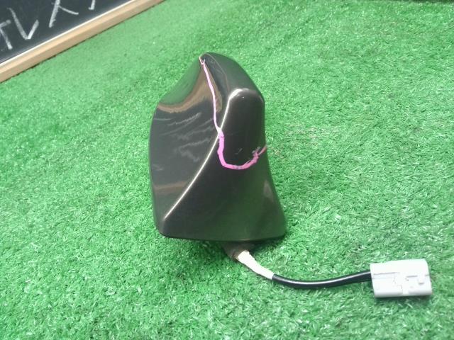【中古】フォレスター 5AA-SKE アンテナ  自社品番250709 M4Y