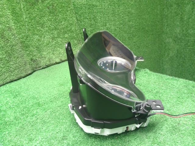 【中古】フォレスター 5AA-SKE スピードメーター  自社品番250709 M4Y