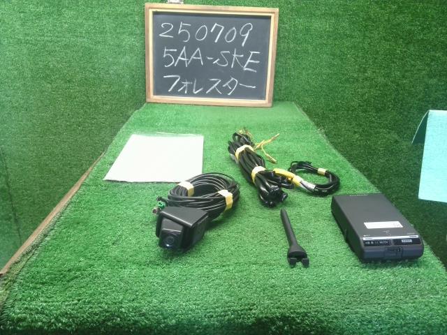 【中古】スバル純正　セパレート型　ドライブレコーダー　DENSO TEN　H0013FL100  自社品番250709 M4Y