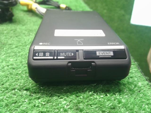 【中古】スバル純正　セパレート型　ドライブレコーダー　DENSO TEN　H0013FL100  自社品番250709 M4Y