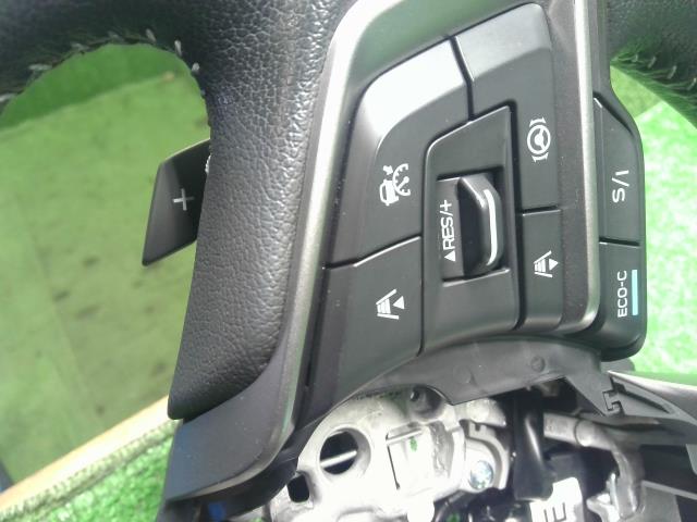 【中古】フォレスター 5AA-SKE ステアリングホイール ハンドル  自社品番250709 M4Y