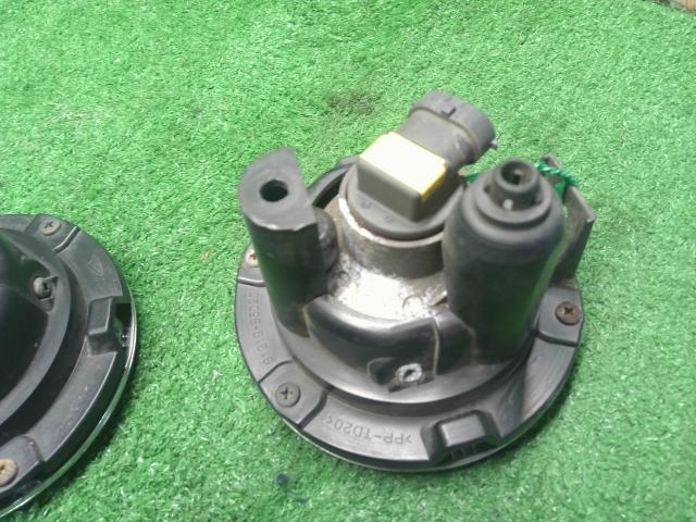 【中古】ハイゼットアトレ ABA-S331G 左右　フォグランプ　セット  自社品番250710 X07