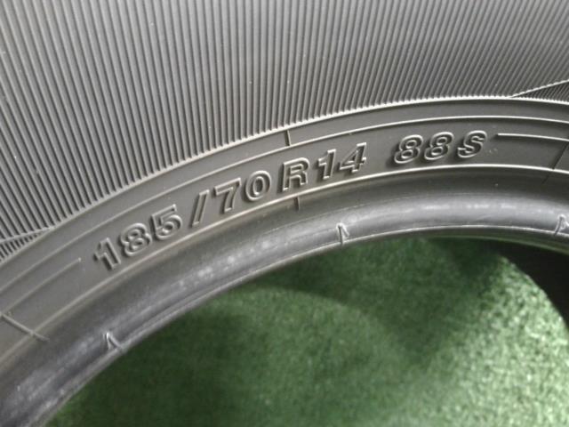 【中古】No2　サマー　夏　タイヤ　25年製　185/70R14　ヨコハマ　ＢｌｕＥａｒｔｈ－Ｅｓ　ＥＳ３２　ノート　外し  自社品番250717 K23