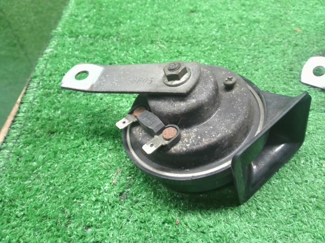 【中古】ワゴンＲ　外し　ＳＵＺＵＫＩ ＳＰＯＲＴ　 ホーン　 IPF　 自社品番250725 Z7T