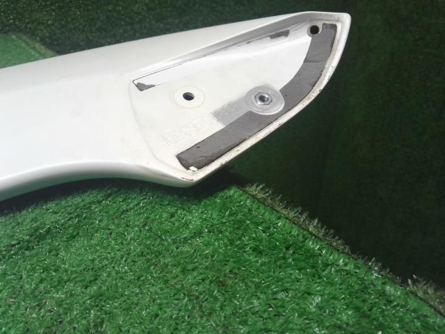 【中古】スイフト DBA-ZC71S リア　スポイラー　バックドア用　  自社品番733 Z7T