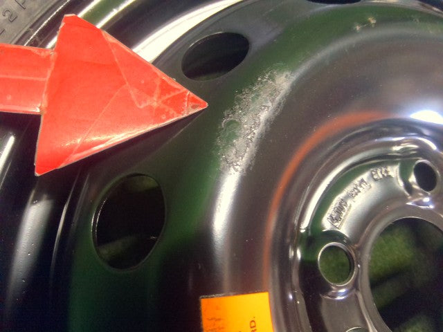 【中古】フィアット 500 ABA-31214 車載工具　テンパータイヤ　スペアタイヤ  自社品番250734