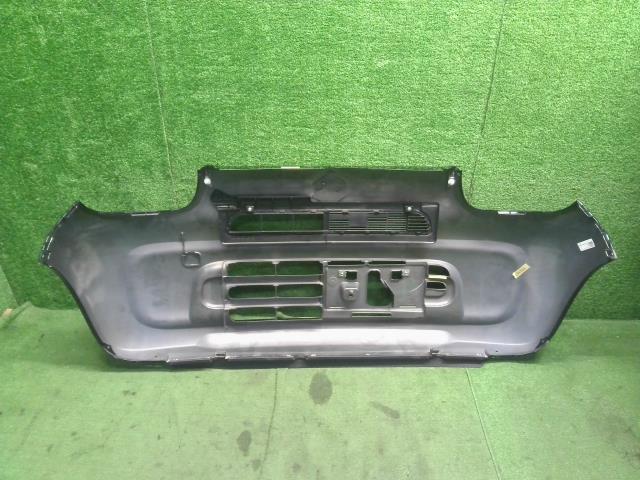 【中古】アルト 3BA-HA37S フロントバンパー  自社品番250736 ZJ3